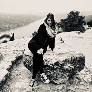 Meet your Posher, Alysha